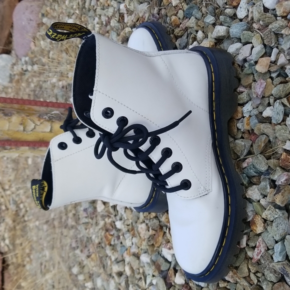 Doc Martens White Luana Size EU 38 VGC - Picture 8 of 10